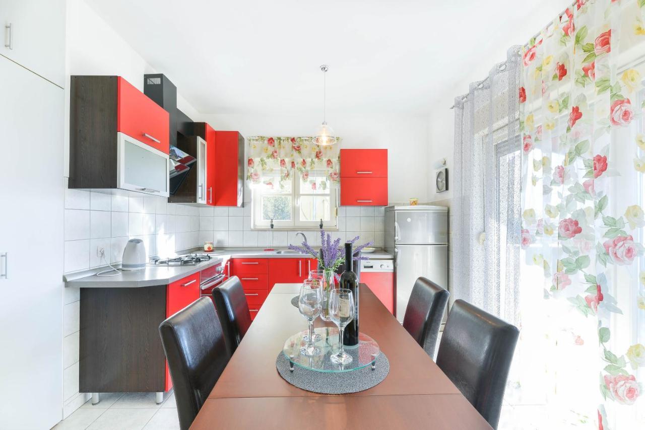 Villa Niko With Private Swimming Pool Zadar Extérieur photo